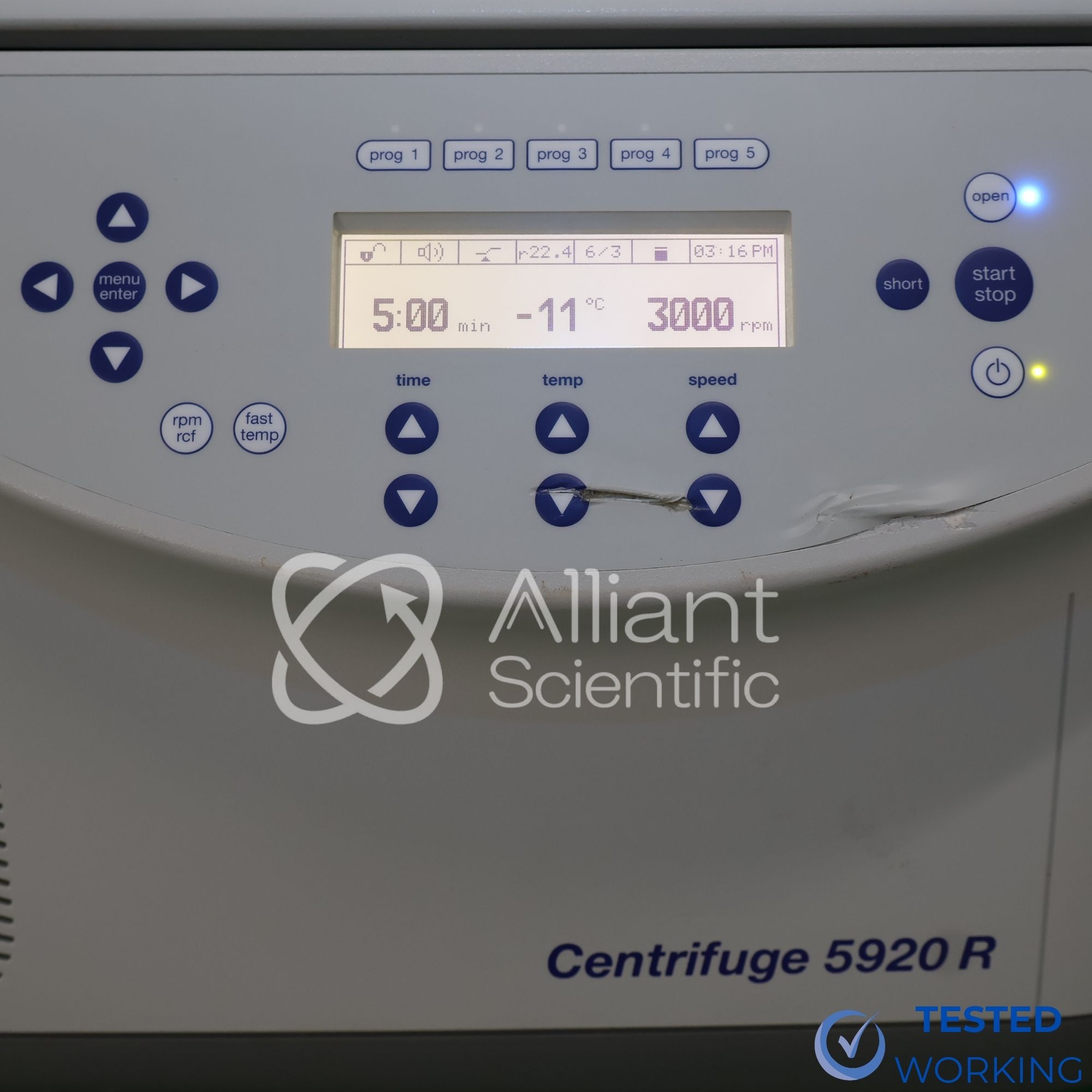 Eppendorf 5920R control panel and digital display